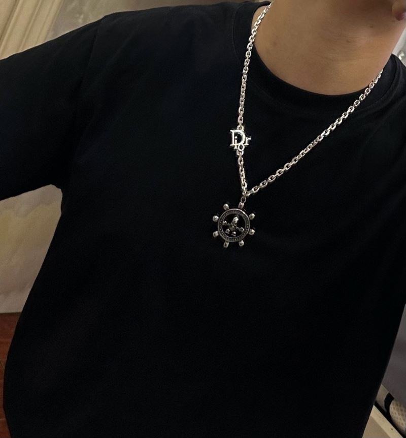 chr1st1an D10r necklaces